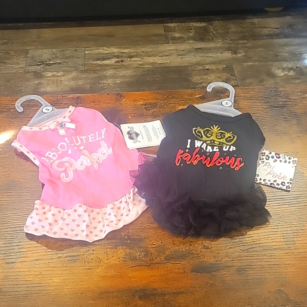 2 Smoochie Pooch "Pretty in Pink" dresses. Brand new.